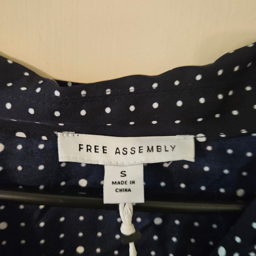 FREE ASSEMBLY Darkest Navy Polka Dot Pleated Shirt Dress Size S - Picture 2 of 7